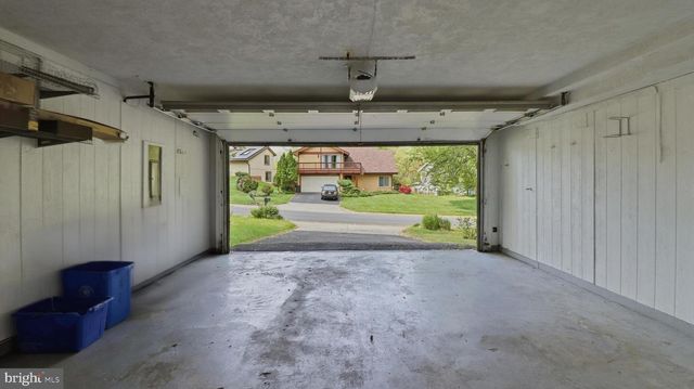 18925 LINDENHOUSE RD, Gaithersburg, MD 20879