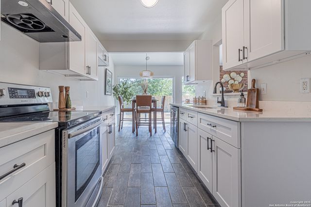 1142 Churing, San Antonio, TX 78245