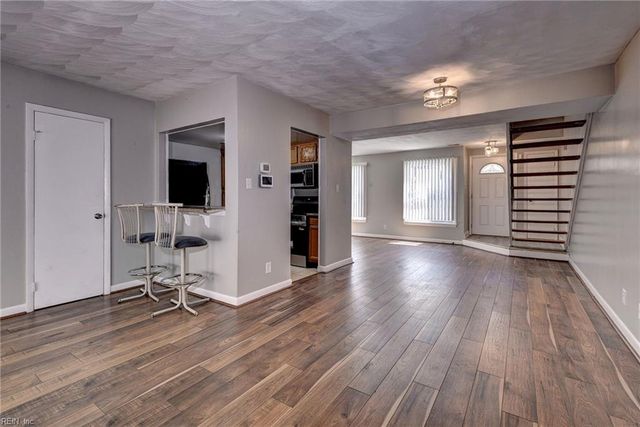 4348 Stafford DR, Chesapeake, VA 23321