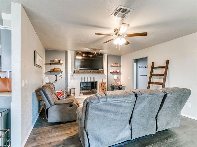 392 Echo Lane, Harrah, OK 73045