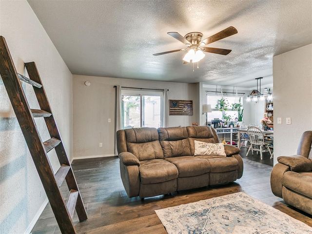 392 Echo Lane, Harrah, OK 73045
