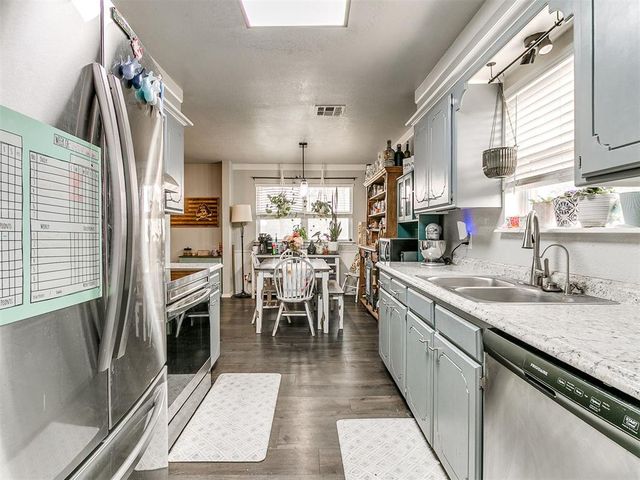 392 Echo Lane, Harrah, OK 73045