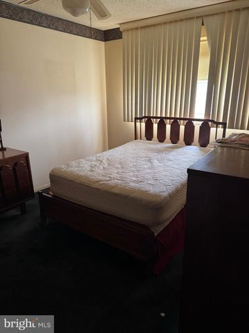 3530 OAKHILL RD, Philadelphia, PA 19154