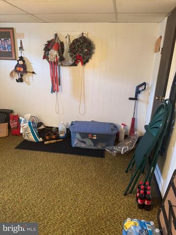 3530 OAKHILL RD, Philadelphia, PA 19154