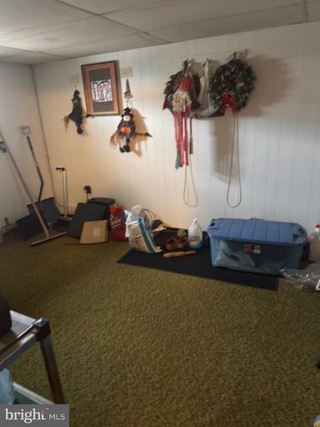 3530 OAKHILL RD, Philadelphia, PA 19154