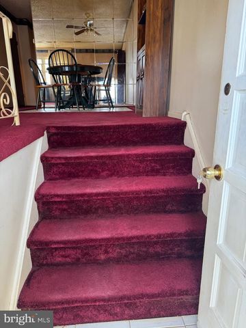 3530 OAKHILL RD, Philadelphia, PA 19154