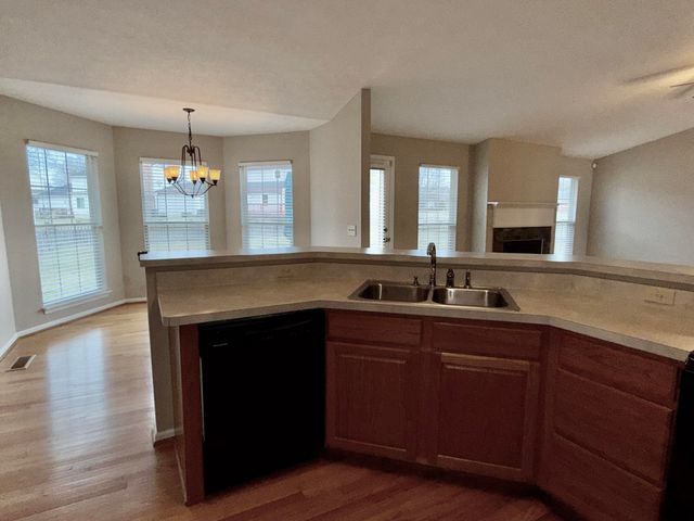 704 Eureka Drive, Versailles, KY 40383