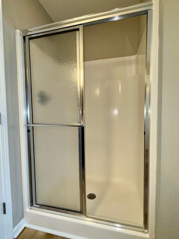 704 Eureka Drive, Versailles, KY 40383