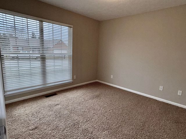 704 Eureka Drive, Versailles, KY 40383