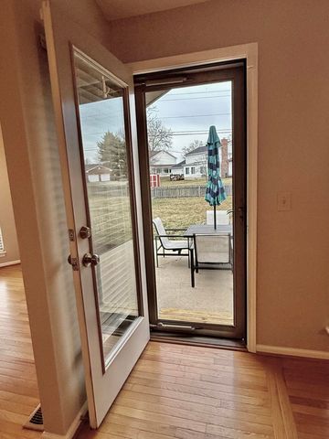 704 Eureka Drive, Versailles, KY 40383