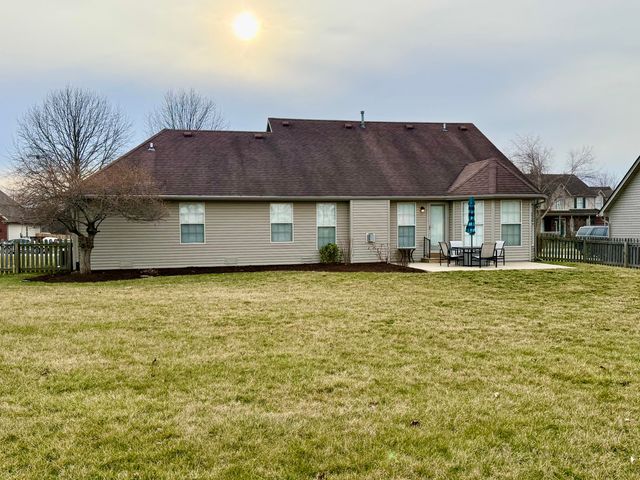 704 Eureka Drive, Versailles, KY 40383