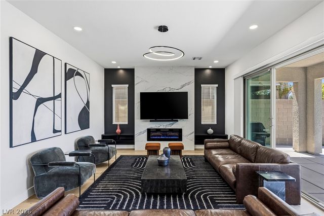 767 Glowing Horizon Street, Henderson, NV 89052
