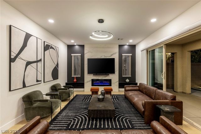 767 Glowing Horizon Street, Henderson, NV 89052