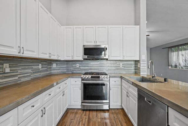 2308 Argent Ct, Folsom, CA 95630