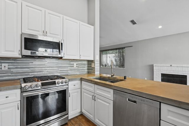 2308 Argent Ct, Folsom, CA 95630