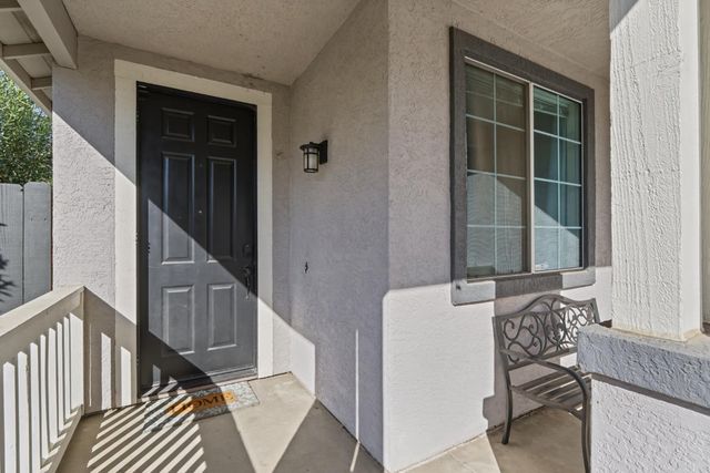 2308 Argent Ct, Folsom, CA 95630