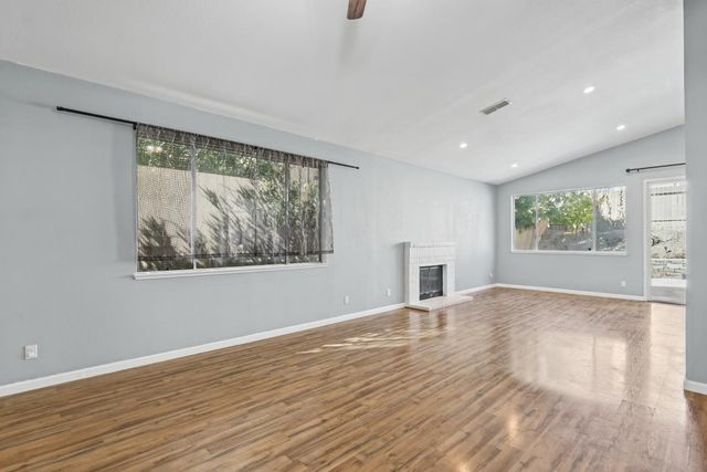 2308 Argent Ct, Folsom, CA 95630