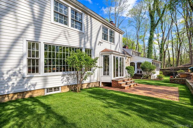 1 Spring Hollow Road, Nissequogue, NY 11780