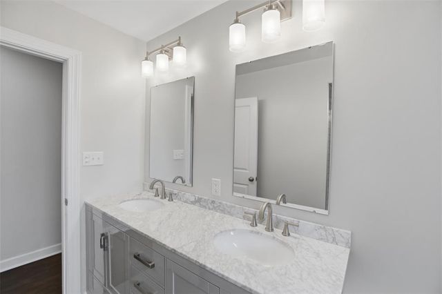 823 S Ridge Drive, Stillwater, OK 74074