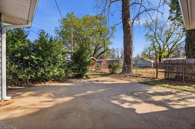 823 S Ridge Drive, Stillwater, OK 74074