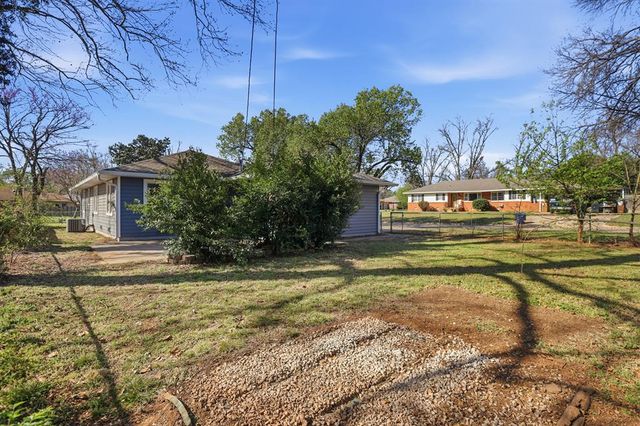 823 S Ridge Drive, Stillwater, OK 74074