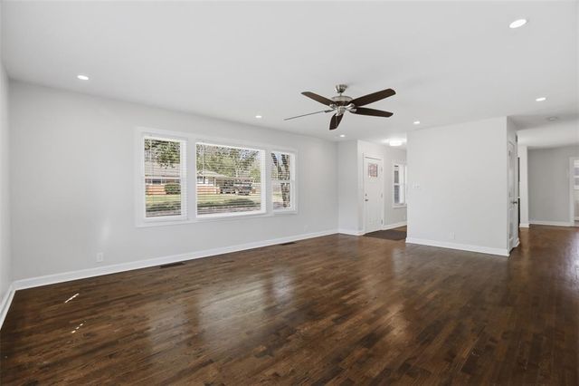 823 S Ridge Drive, Stillwater, OK 74074