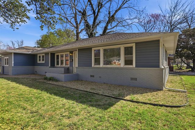 823 S Ridge Drive, Stillwater, OK 74074