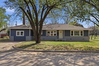 823 S Ridge Drive, Stillwater, OK 74074