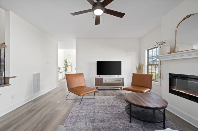 189 Dewberry Ct, Clarksville, TN 37042