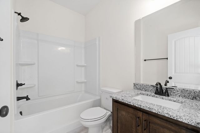 189 Dewberry Ct, Clarksville, TN 37042