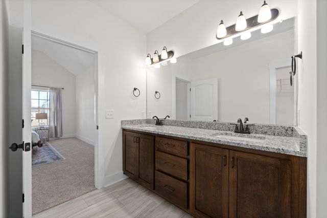 189 Dewberry Ct, Clarksville, TN 37042