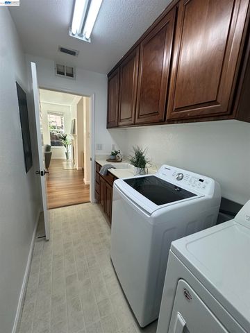 140 W Brilloso Ln, Mountain House, CA 95391