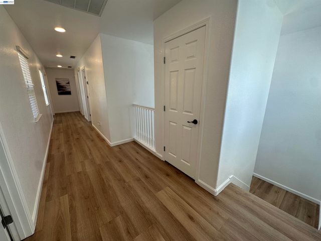 140 W Brilloso Ln, Mountain House, CA 95391