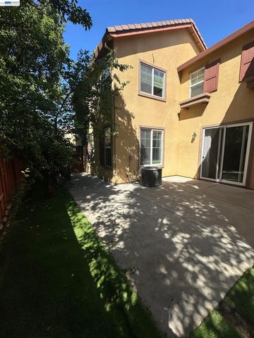 140 W Brilloso Ln, Mountain House, CA 95391