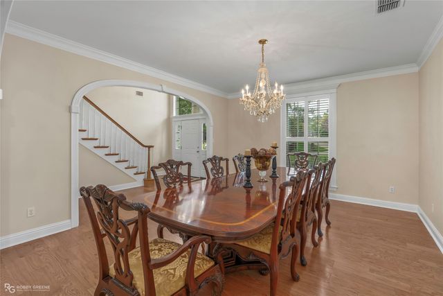 2921 N Pointe Drive, Shreveport, LA 71106