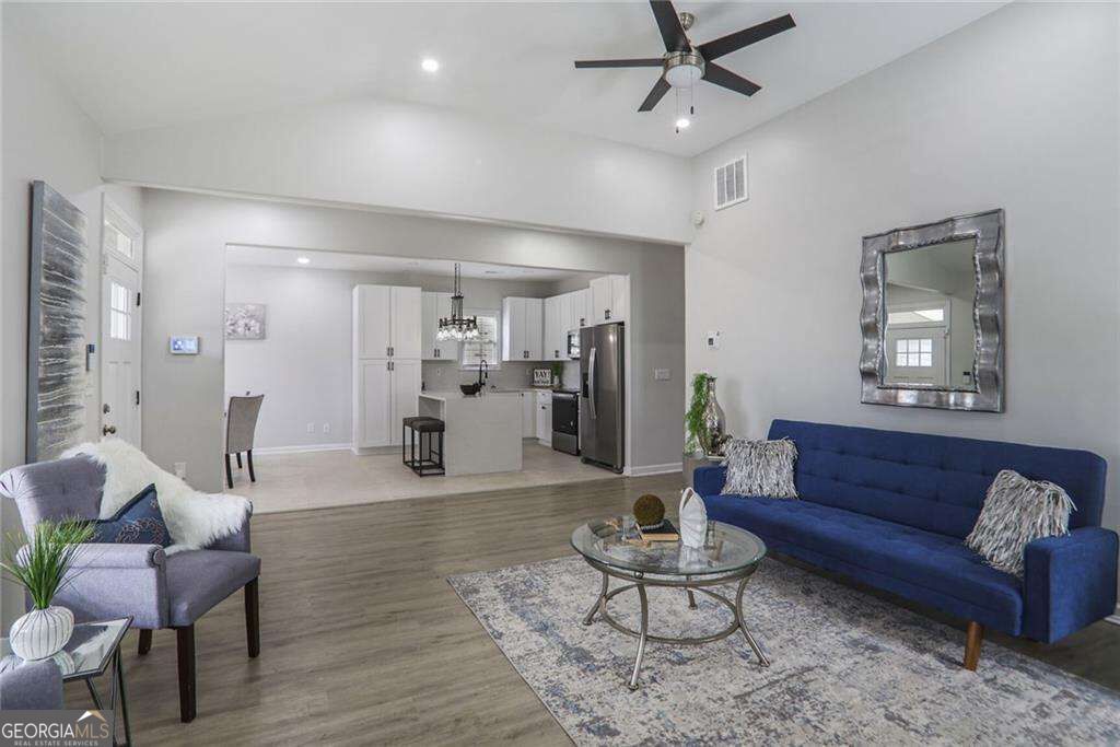 652 Hugh Street SW, Atlanta, GA 30310 — photo 4