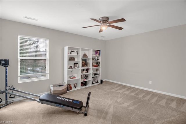 4215 Field Crossing Drive, Winston-salem, NC 27107