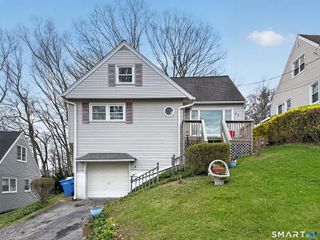 93 Wayland Avenue, Waterbury, CT 06708