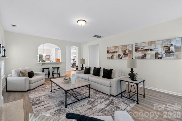 17323 Silas Place Drive, Davidson, NC 28036