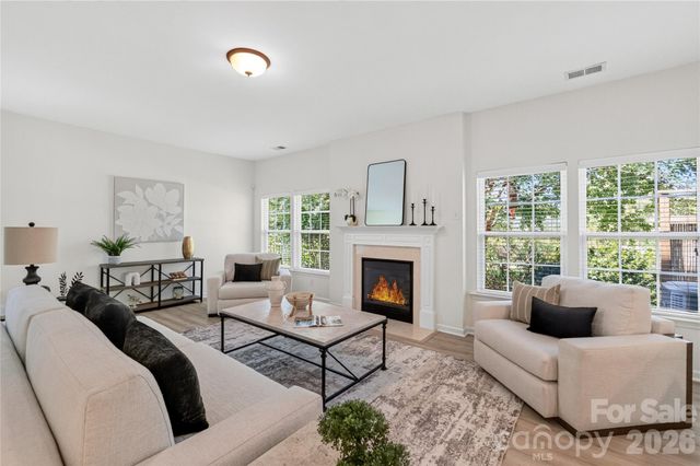 17323 Silas Place Drive, Davidson, NC 28036