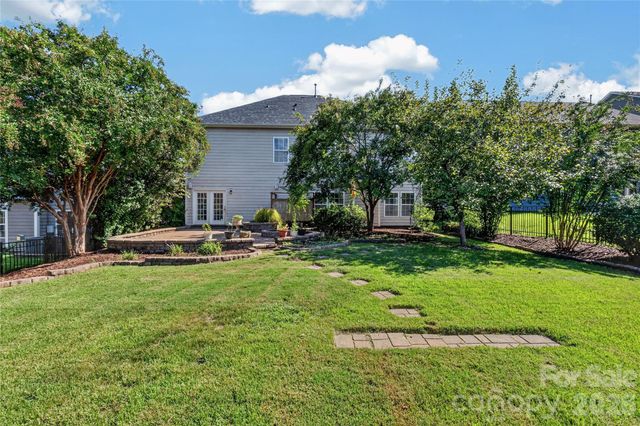 17323 Silas Place Drive, Davidson, NC 28036