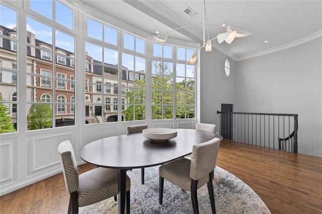 2288 Peachtree Road NW 4, Atlanta, GA 30309
