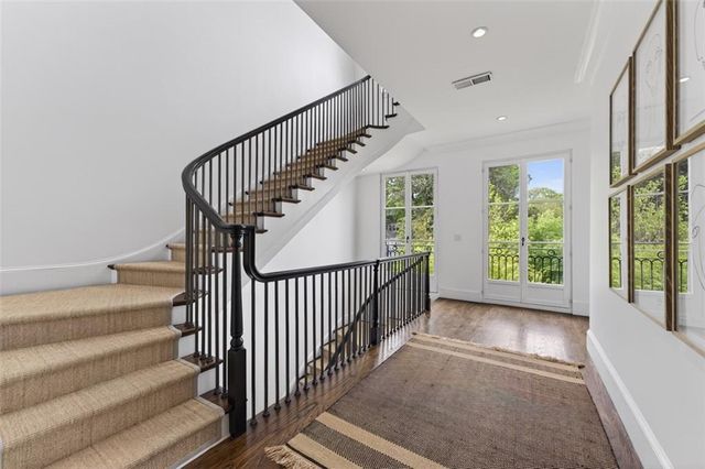 2288 Peachtree Road NW 4, Atlanta, GA 30309