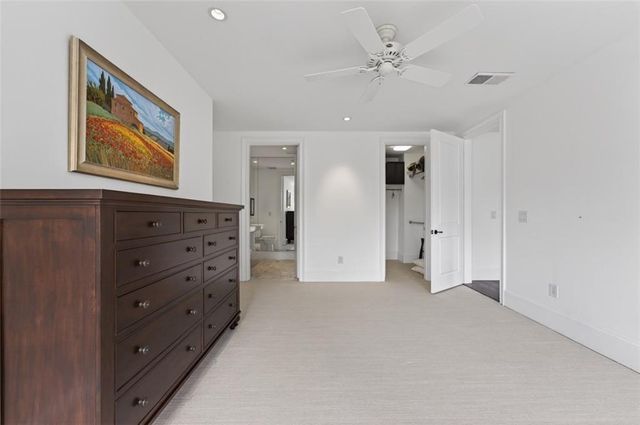 2288 Peachtree Road NW 4, Atlanta, GA 30309