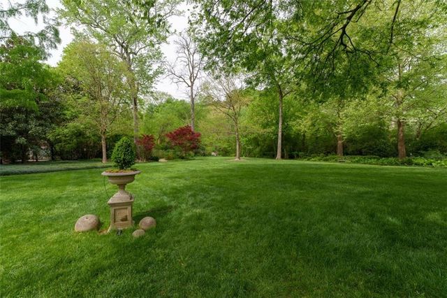2288 Peachtree Road NW 4, Atlanta, GA 30309