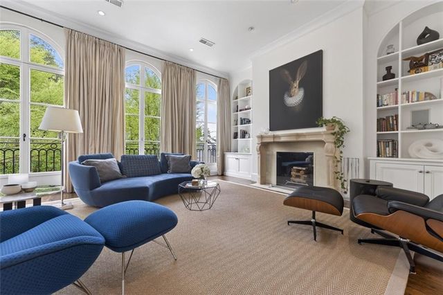2288 Peachtree Road NW 4, Atlanta, GA 30309