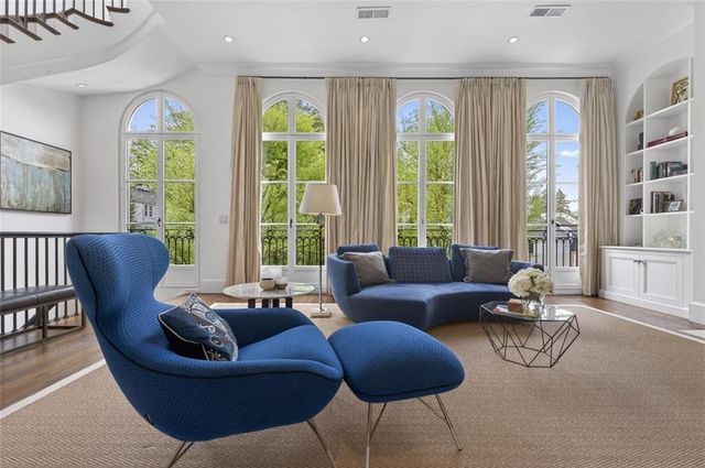 2288 Peachtree Road NW 4, Atlanta, GA 30309