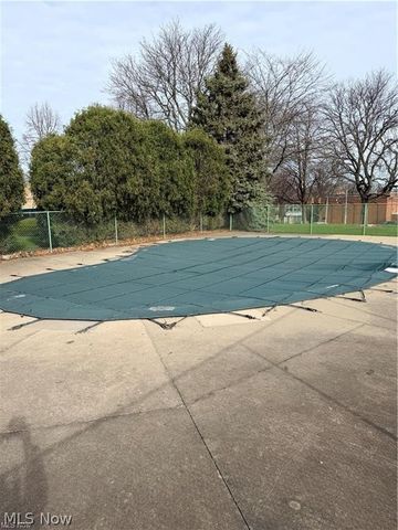 20333 Detroit Road 513, Rocky River, OH 44116