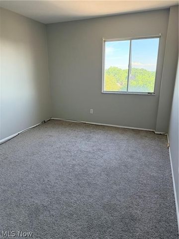 20333 Detroit Road 513, Rocky River, OH 44116