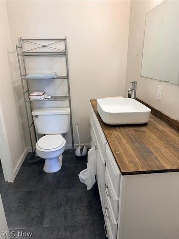 20333 Detroit Road 513, Rocky River, OH 44116